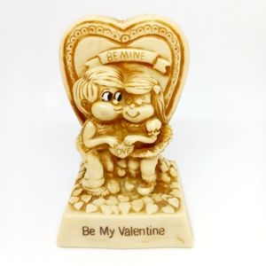 Russ Berrie & Co. - Sillisculps Valentine Sculpture - 1979